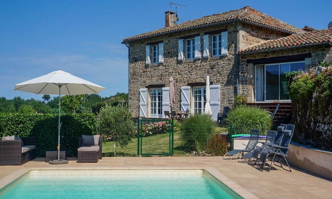 Saint-Beauzile Maison | Superbe maison de vacances avec piscine privée