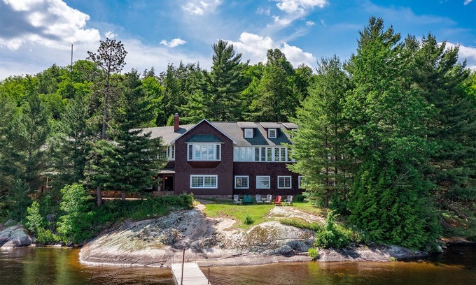 Town of Piercefield Maison | Retraite historique au bord du lac Adirondack