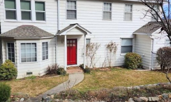 Quincy Maison | Historic1939 home in Quincy 5 beds, 2.5 baths