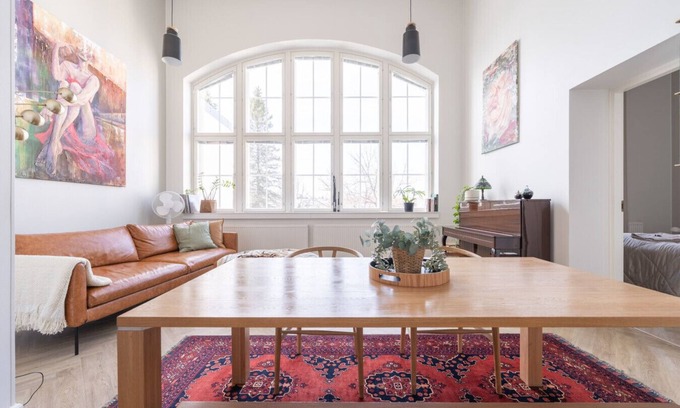 Kuopio Appartement | Historical 1BR Penthouse with Sauna and Free Parking