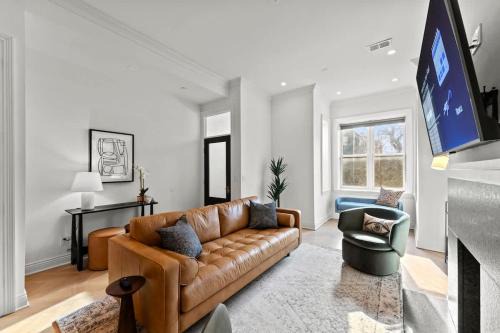 Bloomingdale Maison | Historical DC Luxury Home 5BR & 3 BA Bloomingdale #DCottage