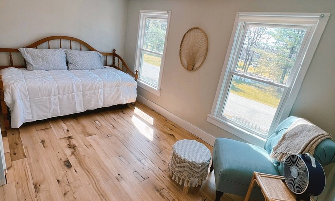 Waupaca Maison | Historical House close to the Chain O Lakes, Crystal River, hiking & shops