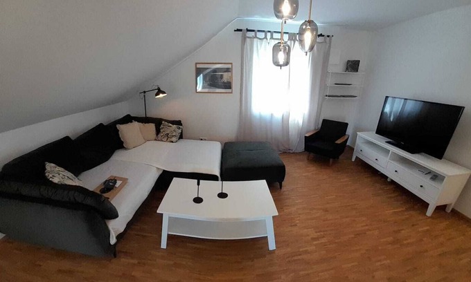 Ihrlerstein Appartement | Hochwertige, Seniorengerechte Ferienwohnung mit 2 Schlafzimmern und Großer Terrasse