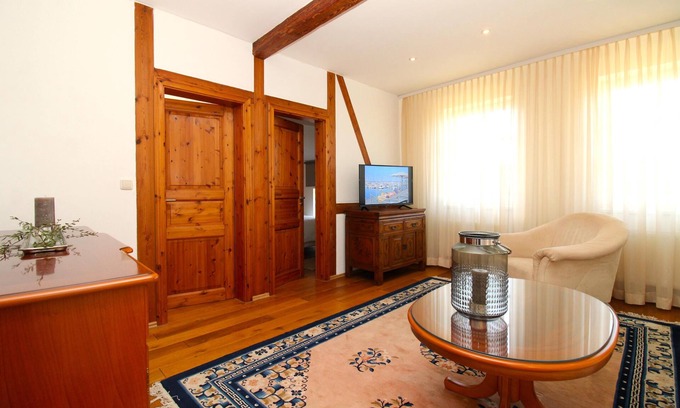 Kroepelin Appartement | Hof Dornbusch WE 3: Insider tip for those seeking relaxation