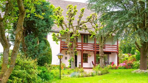 Reichshof Appartement | Hoffmanns-Hof-Sinspert