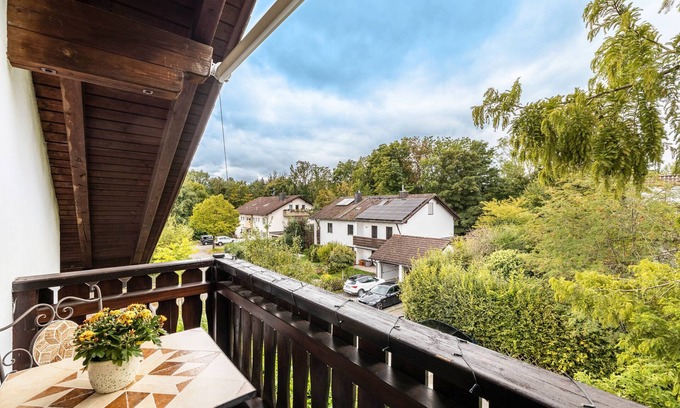 Bernried am Starnberger See Appartement | Holiday Apartment 'Freudenthal Bernried' with Balcony and Wi-Fi