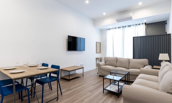 Camas Appartement | Holi-Rent AT Erillas 4