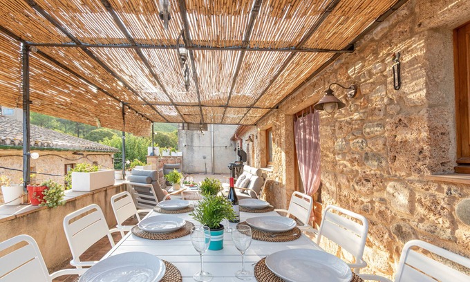 Boadella i les Escaules Cottage | Gîte Rural avec Piscine et Jardin à Alt Empordà - Majordoms Sabater