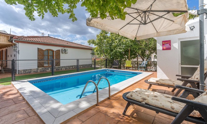Cenes de la Vega Maison | Maison de vacances 'Casa Rural Vista Blanca' avec vue sur la montagne, Wi-Fi et climatisation