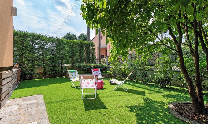 Castelletto Sopra Ticino Maison | Maison de vacances 'La Casa Dei Girasoli' avec terrasse privée, Wi-Fi et climatisation