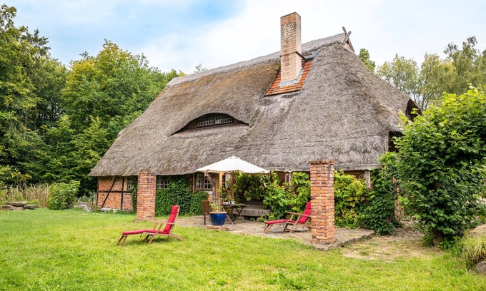 Kalkhorst Appartement | Holiday Apartment 'Charming Apartment in the Natural Forest'