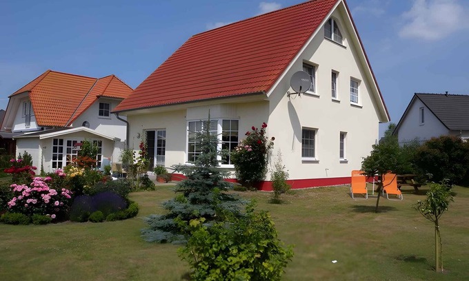 Klausdorf Appartement | Appartement de vacances avec jardin, directement sur le terrain des grues