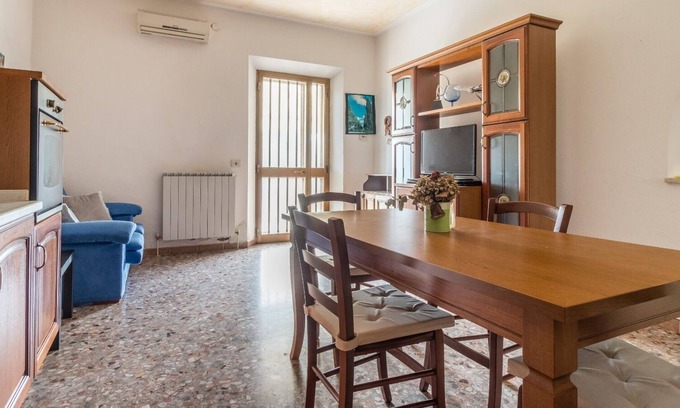 Santa Maria a Monte Appartement | Holiday Apartment "La Casa di Ale" with Terrace & Wi-Fi