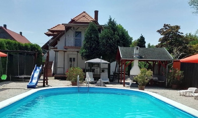 Balatonmariafurdo Appartement | Appartement de vacances Balatonmáriafürdõ pour 1 - 5 personnes avec 2 chambres à coucher - Apparteme