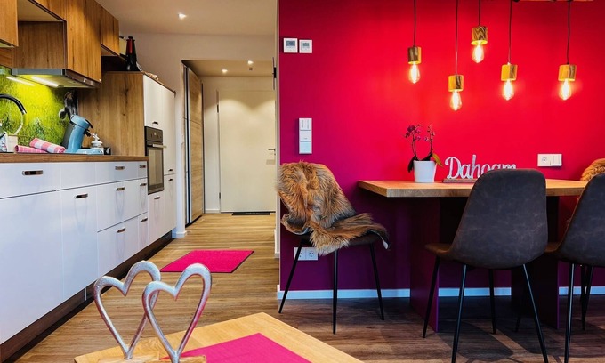 Scheidegg Appartement | Holiday Apartment 'Alpenjuwel' with Shared Pool, Balcony & Wi-Fi