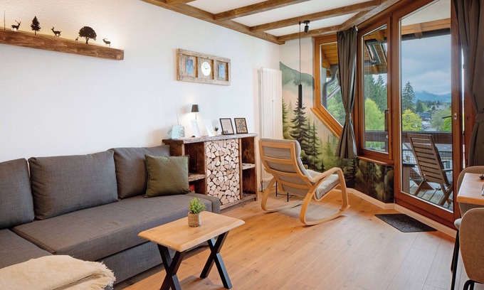 Titisee-Neustadt Appartement | Appartement "Am Bärenhof" avec vue sur les montagnes, balcon et Wi-Fi