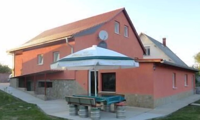 Balatonfokajar Appartement | Appartement de vacances Balatonfõkajár pour 1 - 2 personnes avec 1 chambre à coucher - Appartement d