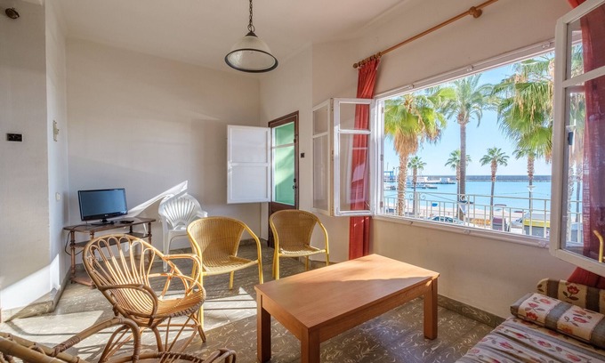 Benicarlo Appartement | Appartement de vacances 'Apartamento las Palmeras 1' près de la plage avec terrasse.