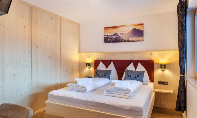 Stummerberg Appartement | Appartement de vacances "Bergglück Stummerberg" avec vue sur les montagnes, terrasse privée et Wi-Fi