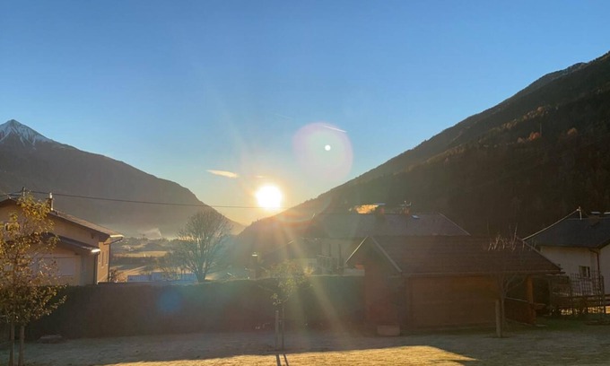 Obervellach Appartement | Holiday Apartment "Bergzauber Mit Bergblick" with Mountain View, Balcony & Wi-Fi