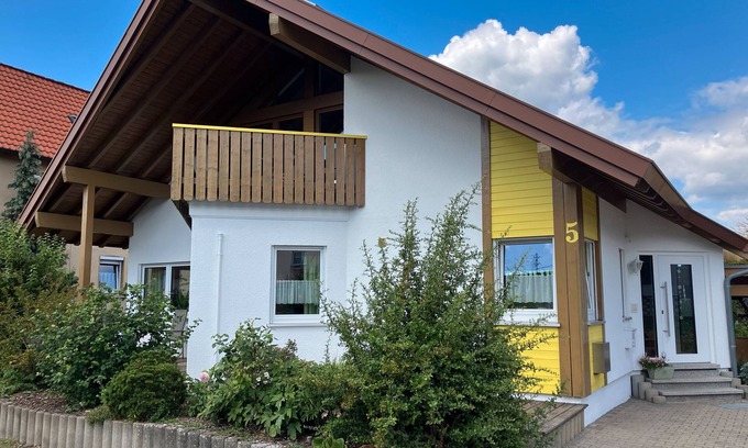 Berglen Appartement | Appartement 'Berglen-Domizil, 2 Sz' avec vue sur la montagne, terrasse privée et Wi-Fi