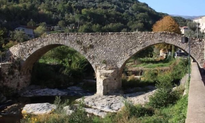 Borgomaro Maison | Holiday apartment Borgomaro for 1 - 4 persons with 2 bedrooms - Holiday house