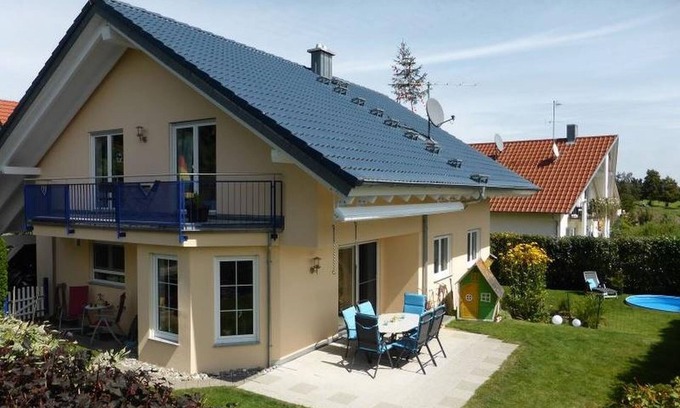 Gaienhofen Appartement | Appartement 'Bruttel' avec piscine privée, terrasse partagée et Wi-Fi