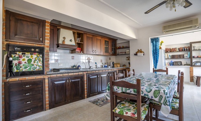 Marina di Caronia Appartement | Holiday Apartment "Casa Marina" with Sea View & Wi-Fi