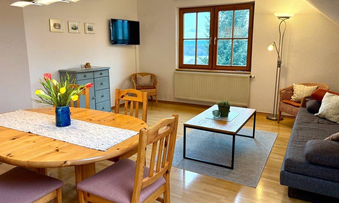 Wilhelmsdorf Appartement | Appartement 'Riedblick' avec terrasse partagée, jardin partagé et Wi-Fi