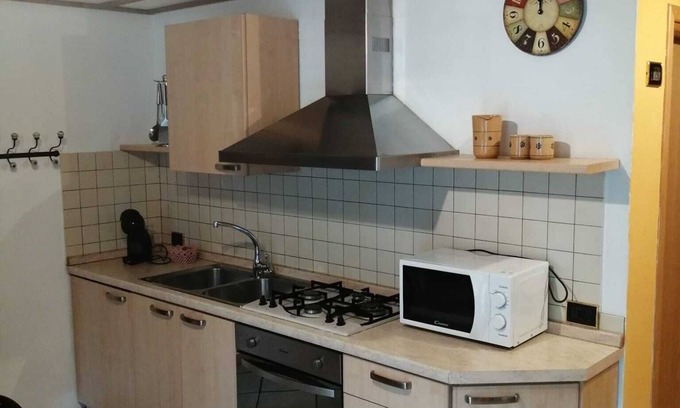 Mezzano Appartement | Holiday Apartment "Dimora Sonia" with Mountain View & Private Terrace