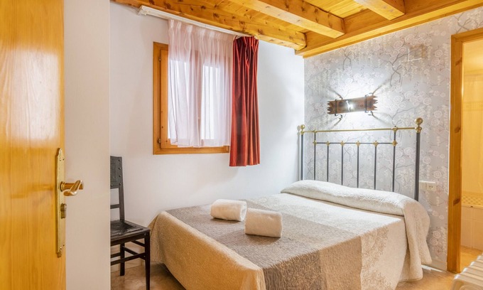 Les Iglesies Appartement | Appartement de vacances "Casa Batlle Ginebro" avec vue sur les montagnes et Wi-Fi