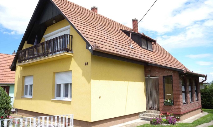 Balatonbereny Appartement | Appartement de vacances avec chambres confortables, internet et barbecue
