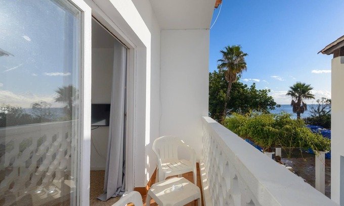 Es Canar Appartement | Appartement de vacances dans un complexe bien entretenu avec balcon.