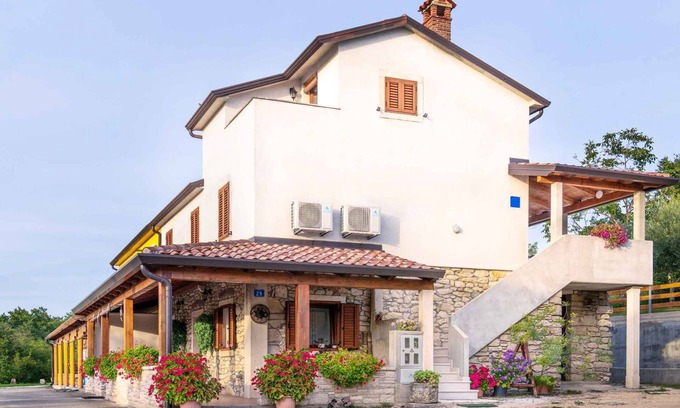 Vardica Appartement | Appartement de vacances dans un quartier calme près d'Umag