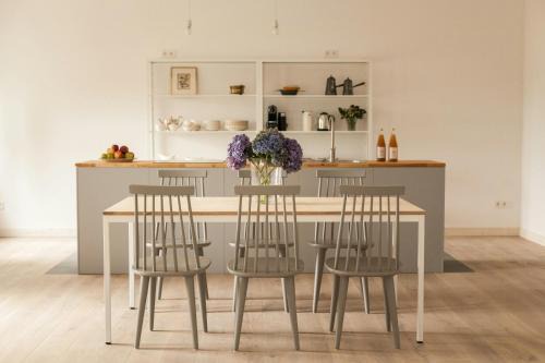 Poseritz Maison | Holiday Apartment In Manor House On Rügen