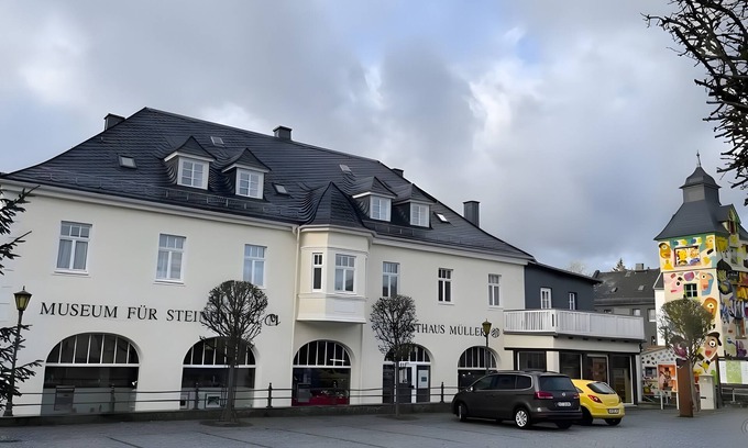 Wurzbach Appartement | Appartement 'Sormitzblick' avec vue sur les montagnes, jardin partagé et Wi-Fi