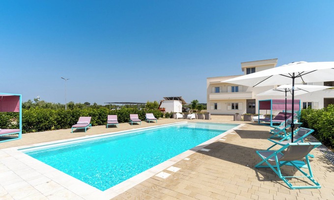 Galatone Appartement | Appartement de vacances "Le Scuderie 3" avec piscine partagée, terrasse partagée et Wi-Fi
