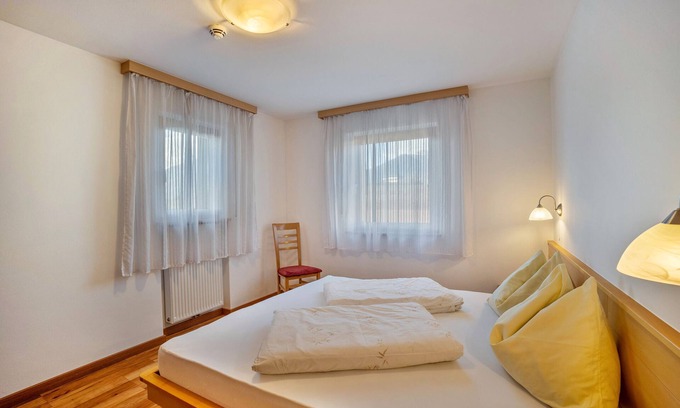 Naz Appartement | Appartement 'Linder 11' avec vue sur les montagnes, piscine partagée et Wi-Fi