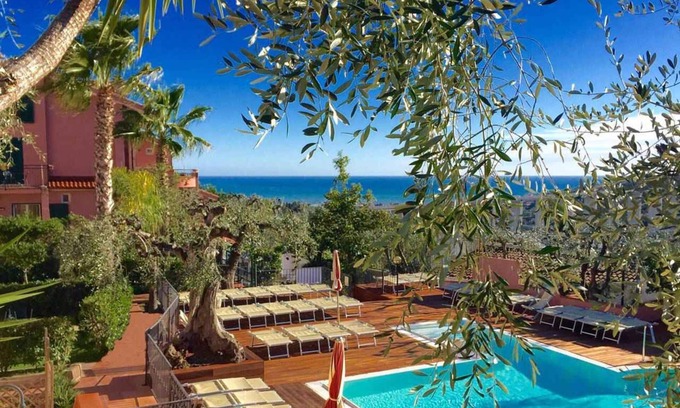 Loano Appartement | Appartement de vacances avec climatisation et piscine