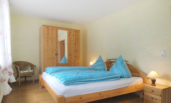 Salem Appartement | Holiday Apartment 'Müritz, 80sqm' with Shared Terrace, Shared Garden and Wi-Fi