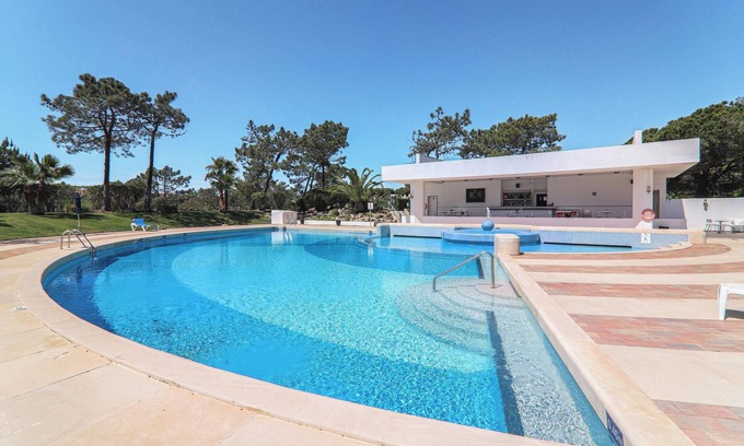 Quinta do Lago Appartement | Appartement de vacances "Noa Apartment" avec piscine, connexion Wi-Fi, climatisation, terrasse et jardin ; parking disponible