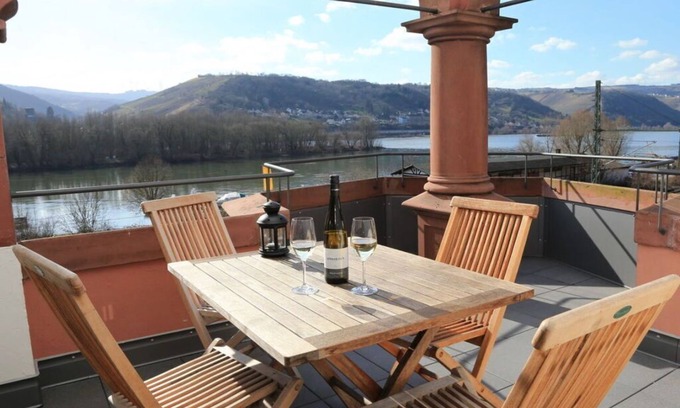 Mainz-Bingen Appartement | Holiday apartment Rheinblick