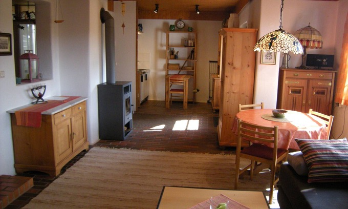 Dipperz Appartement | Appartement "Rhön-Antik" avec vue sur les montagnes, piscine partagée et Wi-Fi