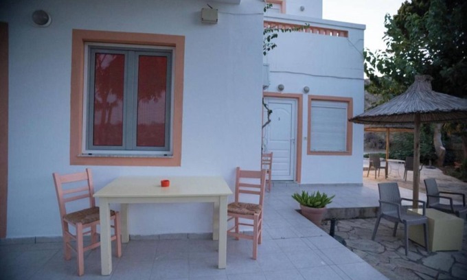Mirtos Appartement | Holiday Apartment "Standard Studio" with Sea View, 2 Shared Terraces & Wi-Fi