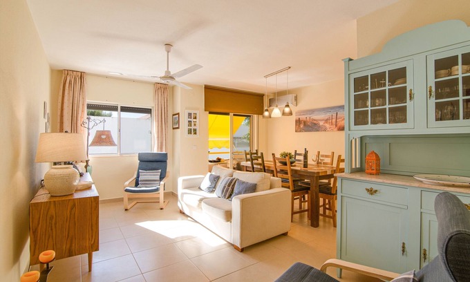Se Appartement | Appartement de vacances "Tiagos" avec balcon, climatisation et Wi-Fi