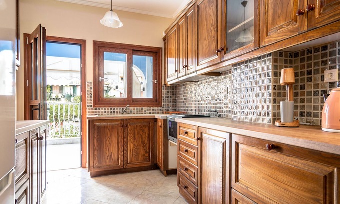 Lixouri Appartement | Apartamento vacacional "Villa Seven Islands 1" con 2 balcones, jardín y Wi-Fi