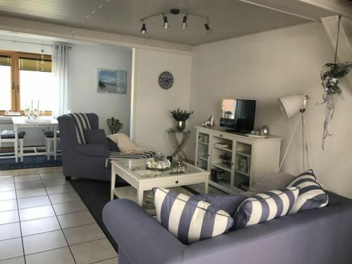 Nieder-Werbe Appartement | Holiday apartment village view