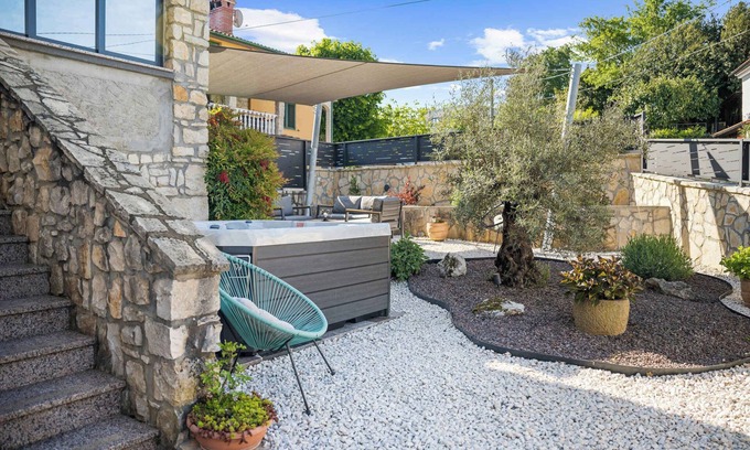 Krsan Appartement | Appartement de vacances avec climatisation et barbecue