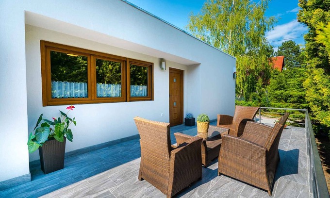 Siofok Aranypart Appartement | Appartement de vacances avec jardin, à seulement 100 mètres de la plage