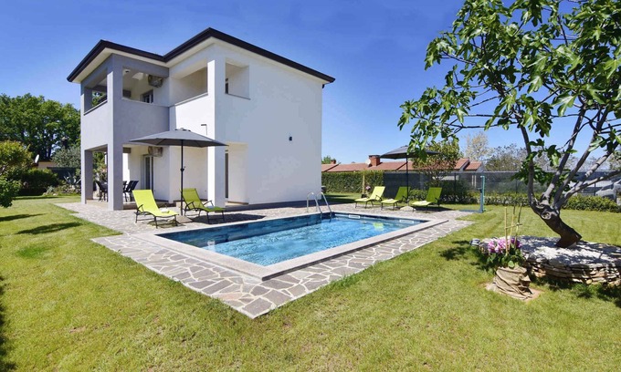 Cepljani Appartement | Appartement de vacances avec piscine dans un lotissement calme